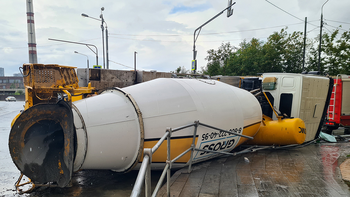 Семь человек погибли в ДТП на дорогах столицы за прошедшую неделю