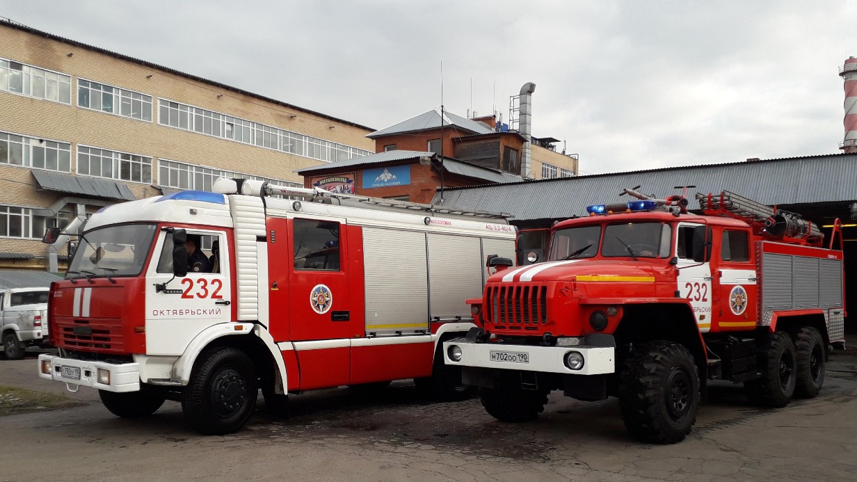 Двое рабочих пострадали в результате падения кабины лифта в Подмосковье