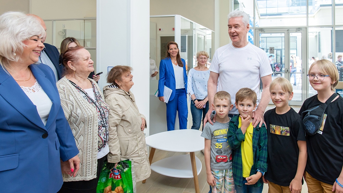 Собянин: В Москве введено в эксплуатацию более 220 единиц нового медоборудования