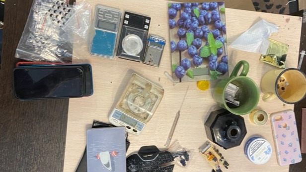 Полиция накрыла нарколабораторию в съемной квартире в Подмосковье