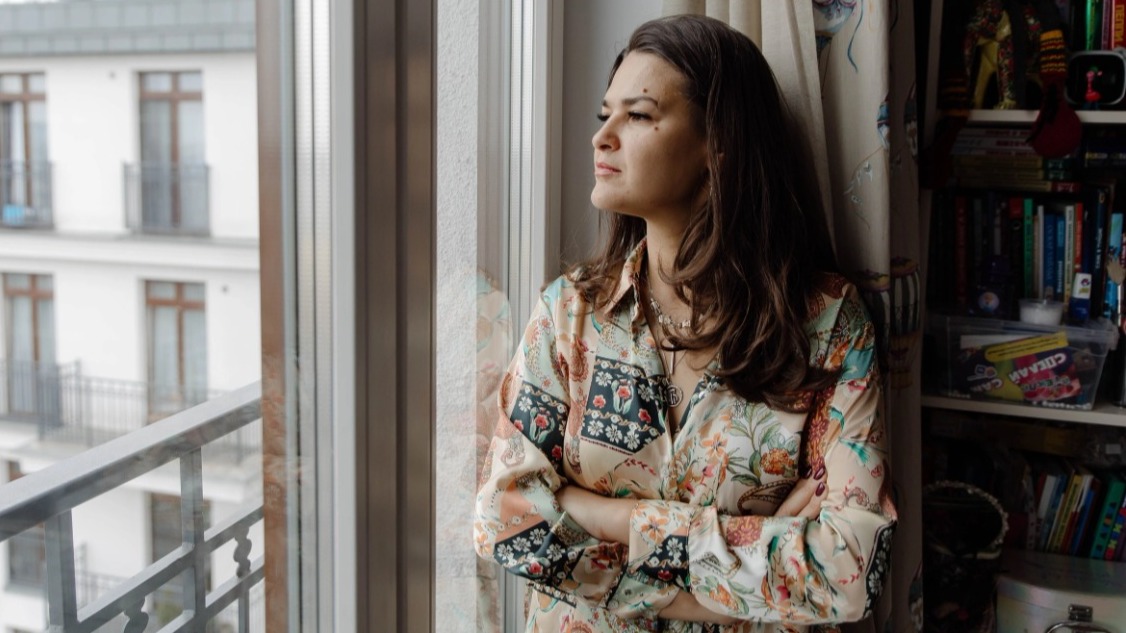 «Мы проходим через трансформацию»: экстрасенс Виктория Райдос — о конце света, противостоянии магов и личной жизни