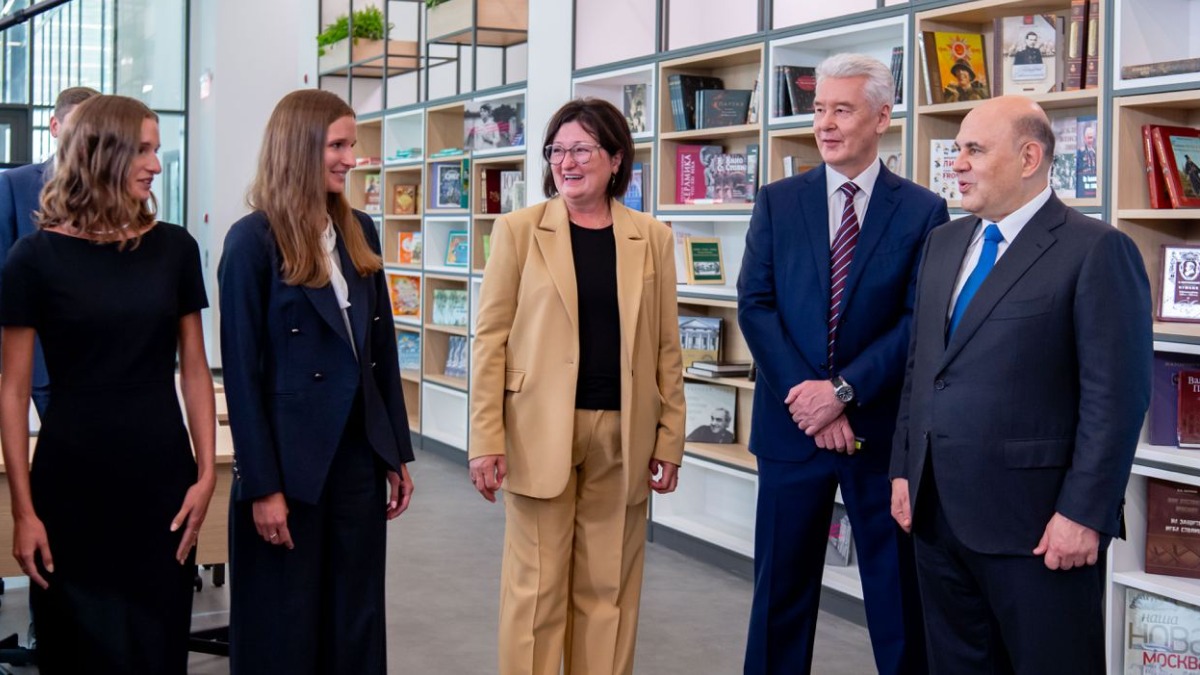 Мишустин и Собянин открыли новую школу в Москворечье-Сабурове