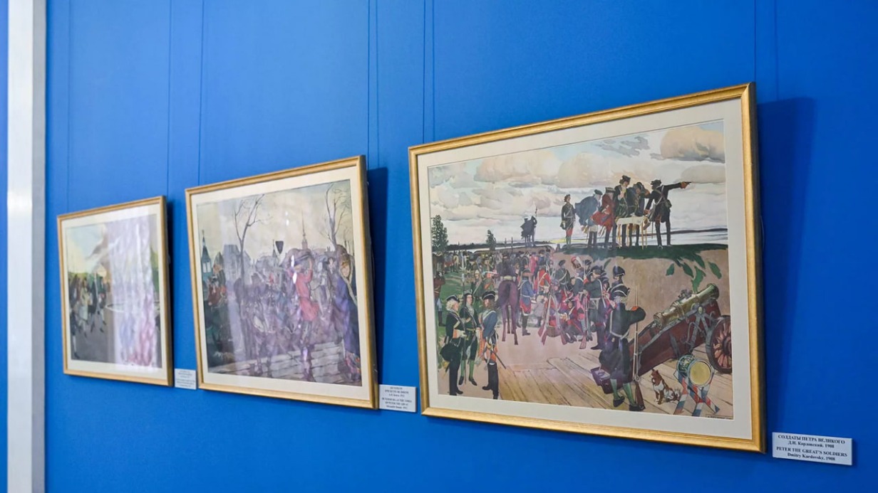 Москвичей пригласили на выставку «Картины по русской истории»