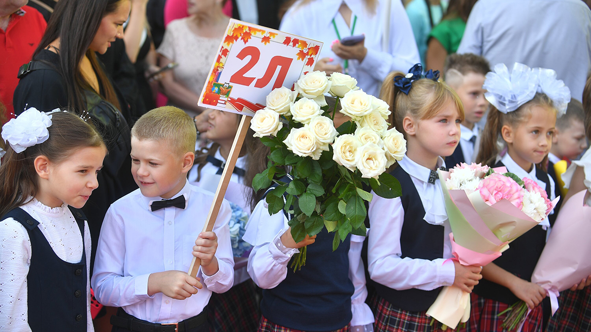 Цветы накануне 1 сентября подорожали более чем на четверть