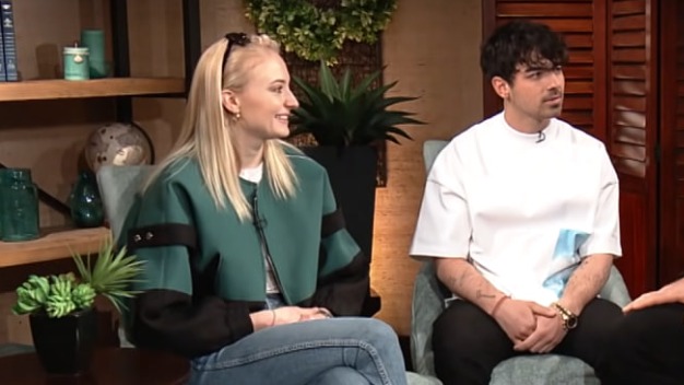 Звезда «Игры престолов» Софи Тернер разводится с мужем после 4 лет брака