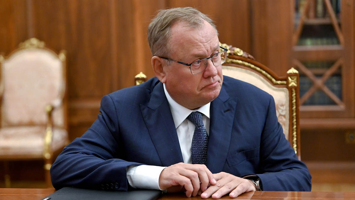 Глава ВТБ Костин объяснил укрепление курса рубля