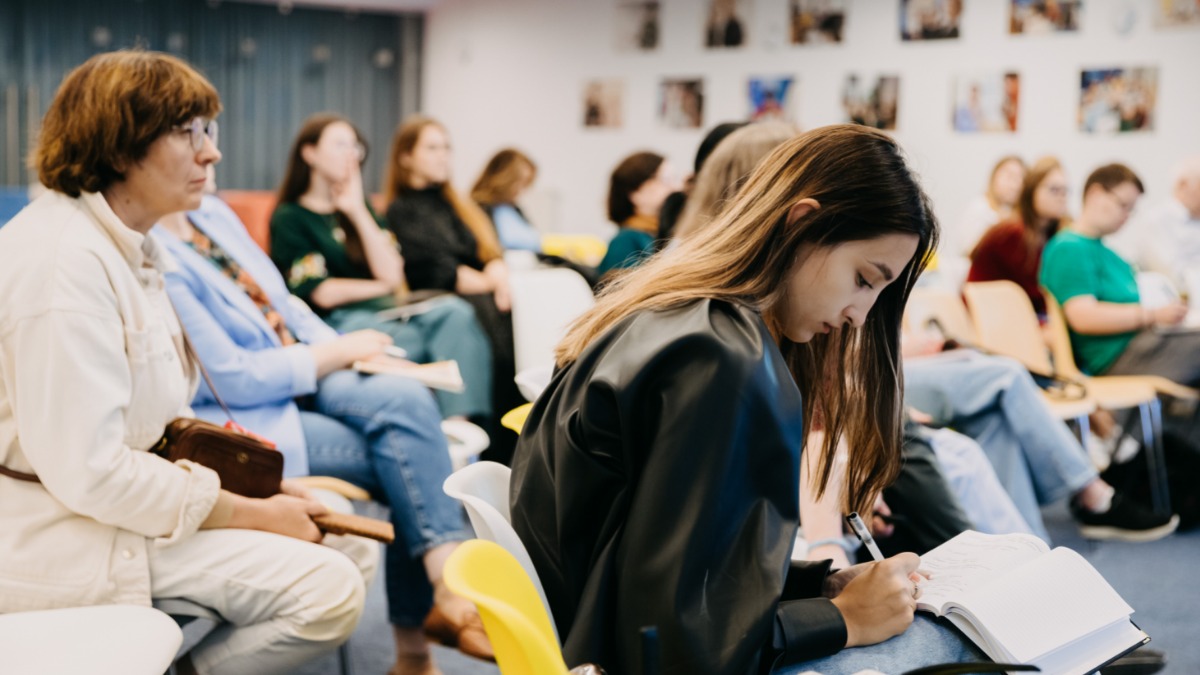 В столице завершилось обучение по подготовке заявок на конкурс грантов в Школе развития НКО социальной сферы 