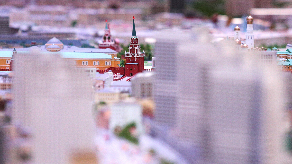 Бюджет устойчивого развития: проект основного финансового документа столицы учитывает обязательства перед москвичами и улучшение городской среды