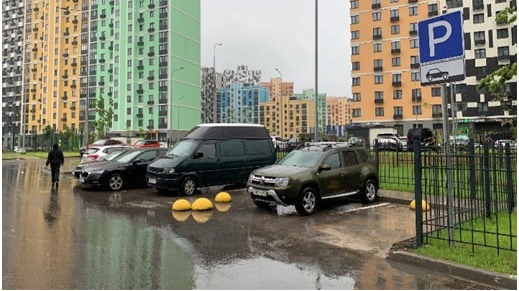 Иван Бобров: В районе Солнцево вблизи жилых домов организовали парковочные места