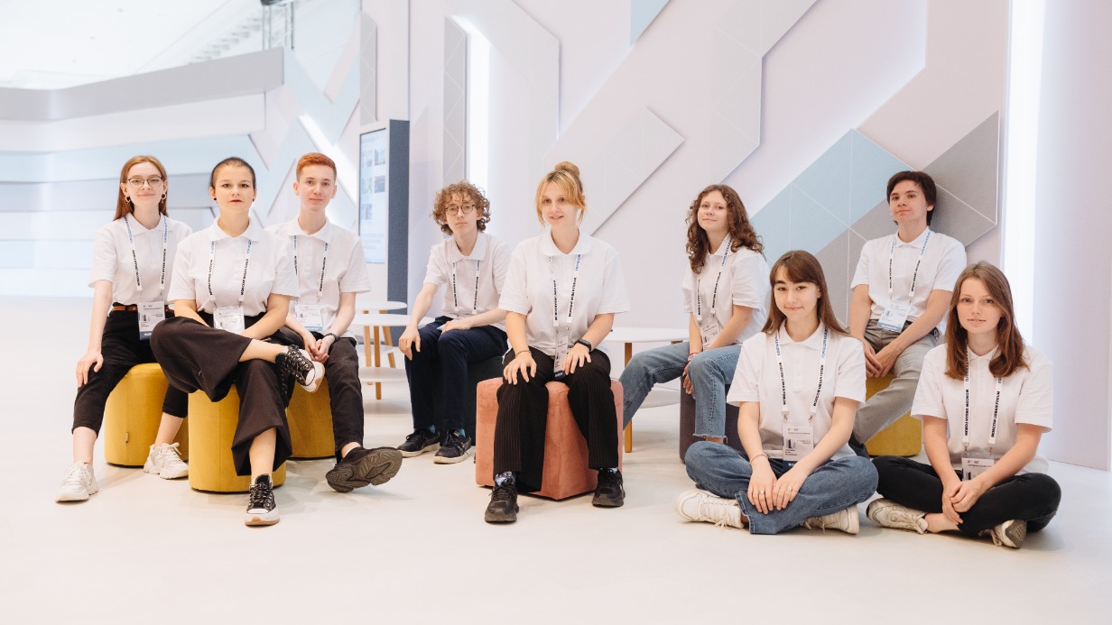 Сергунина рассказала о программе столичного форума волонтеров «В центре добра»