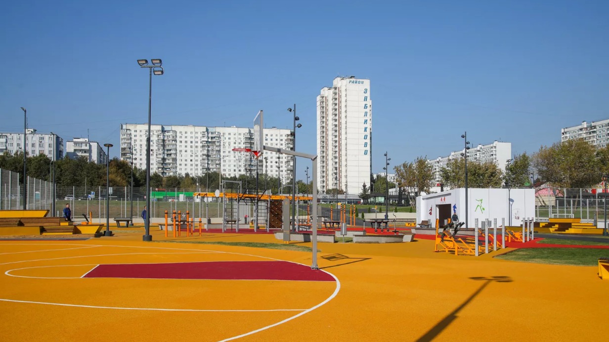 Современный спортивный кластер появился в парке на юге Москвы