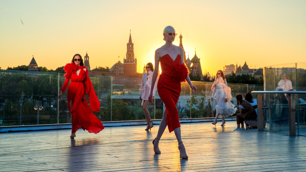 Сергунина пригласила российских дизайнеров на BRICS+ Fashion Summit