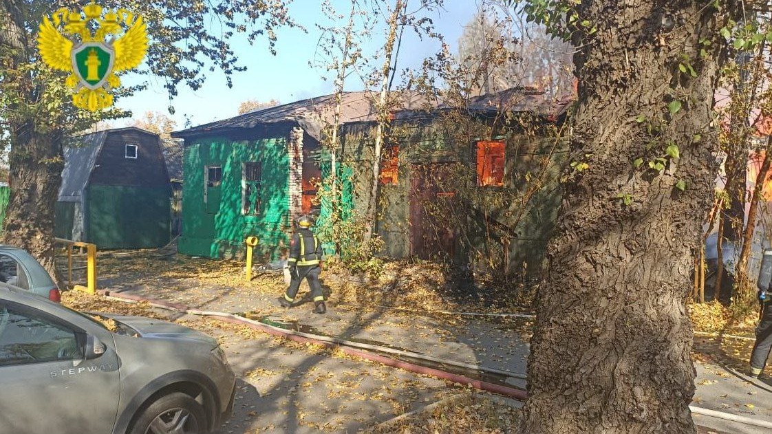 Прокуратура контролирует установление обстоятельств пожара на востоке столицы