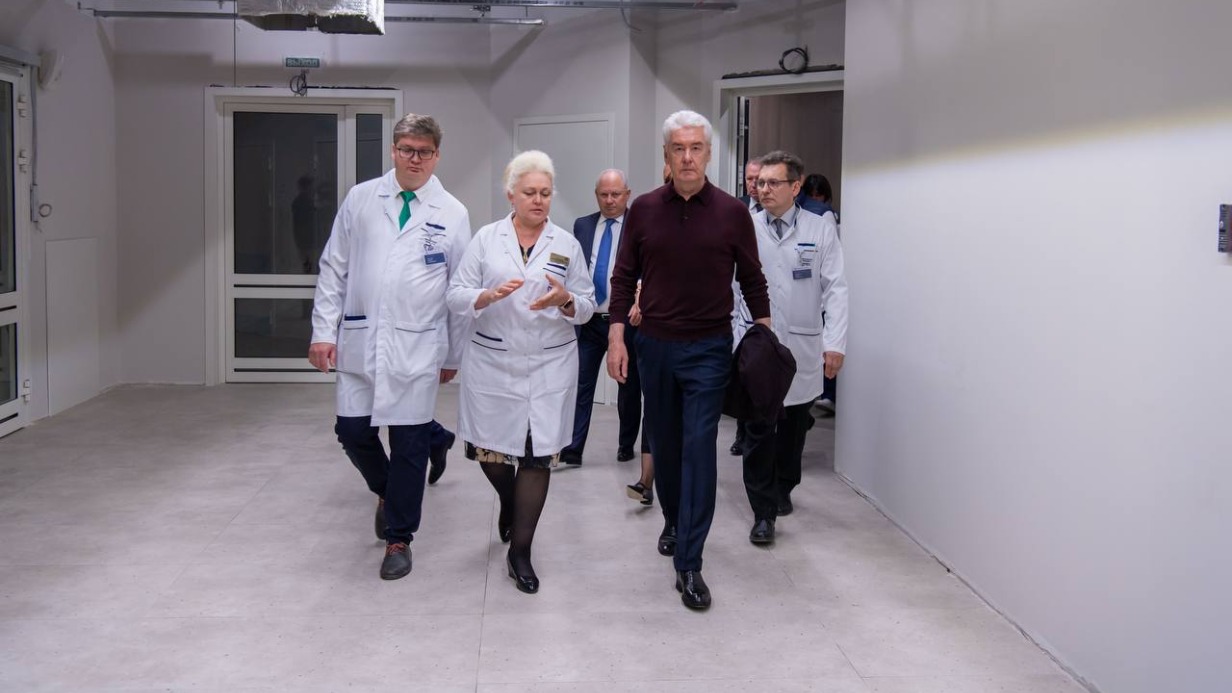 Собянин: В Москве ведется масштабное строительство новых корпусов городских стационаров