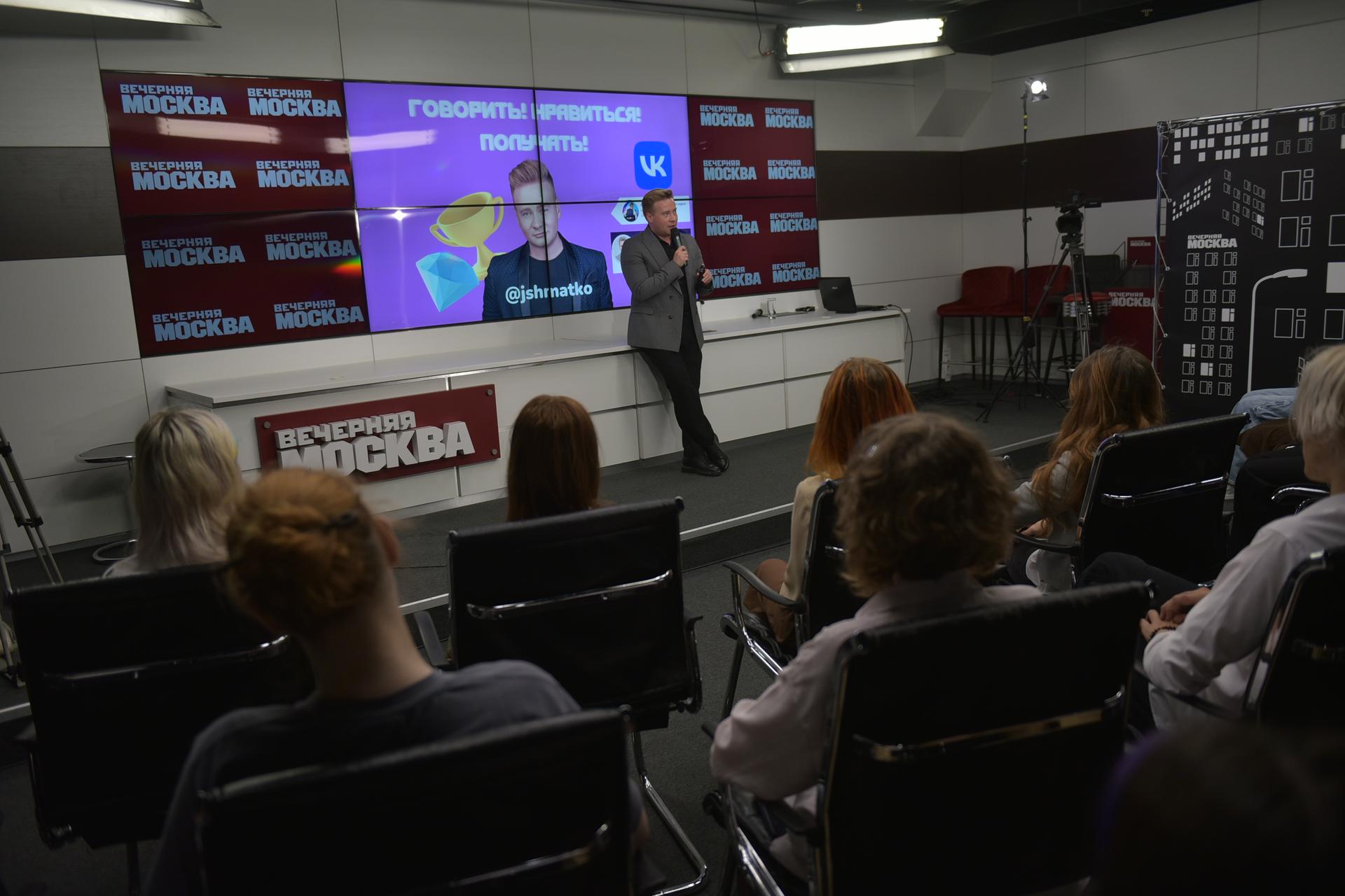 Выполненное практическое задание по теме: «Работа в кадре. Как подружиться с видеокамерой и работать с видеоформатами». Олег Калинов