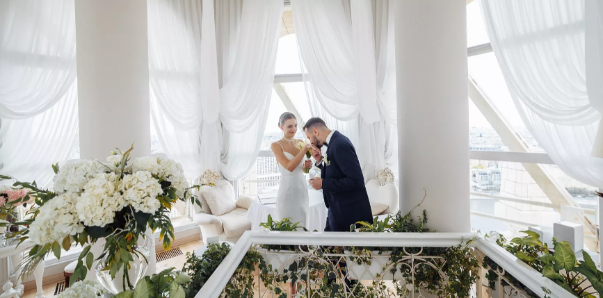 Прием заявок на регистрацию браков в январские праздники открылся в столице