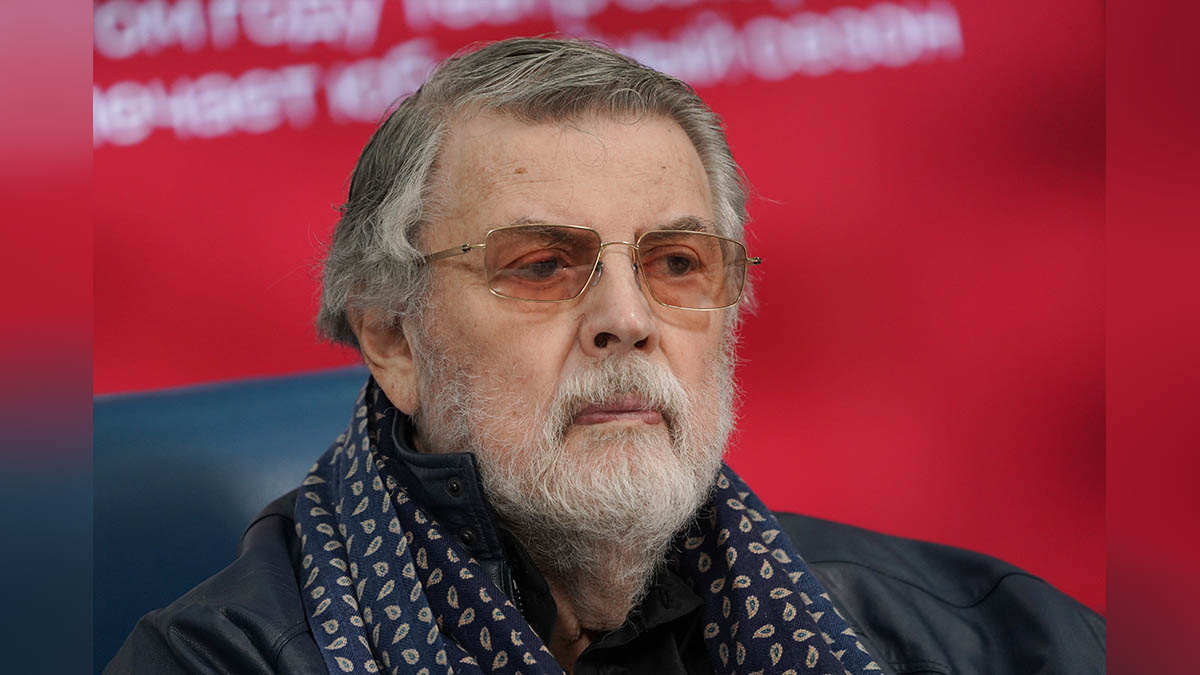 Александр Ширвиндт провел новогоднюю ночь в госпитале