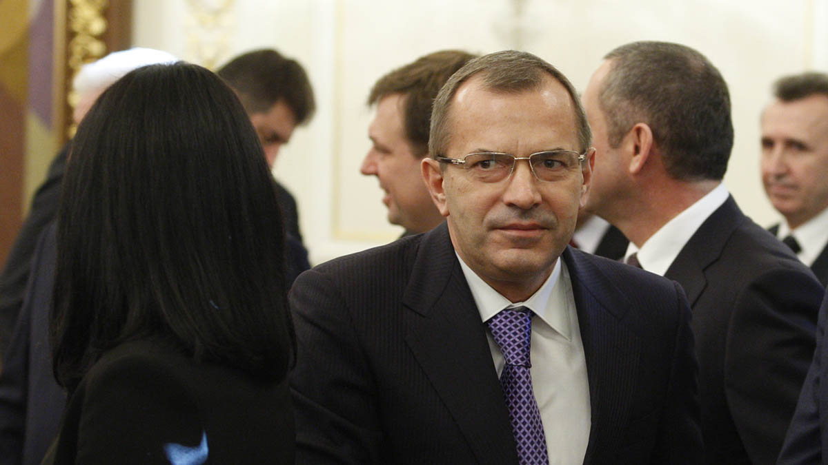 СМИ: Экс-глава администрации президента Украины Клюев госпитализирован в Москве