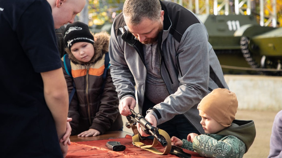 Папы с детьми смогут бесплатно посетить музей «Г.О.Р.А.» в День отца