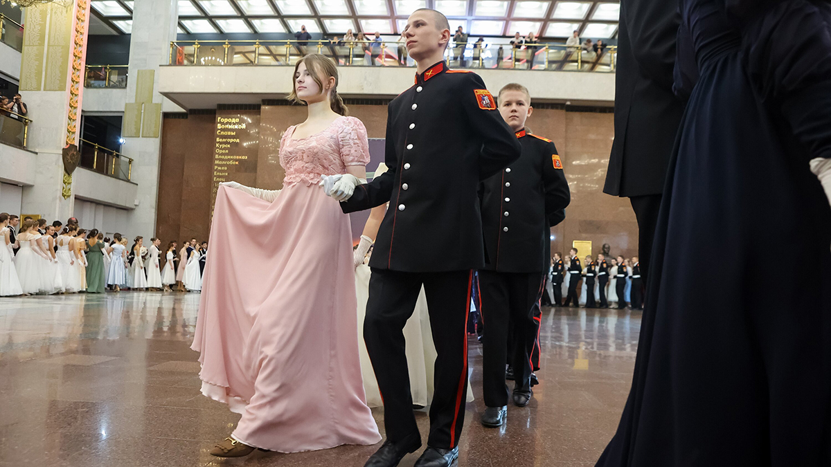 Благотворительный кадетский бал пройдет в Москве в декабре
