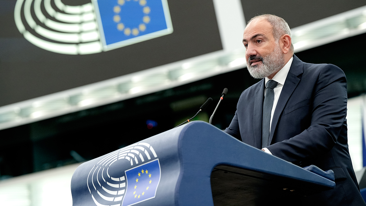 Пашинян предупредил об угрозе начала войны с Азербайджаном на этой неделе