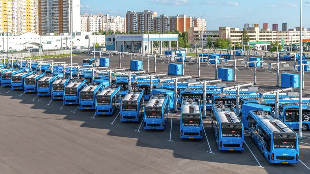 Электробусный парк «Митино» начал использовать электронные путевые листы