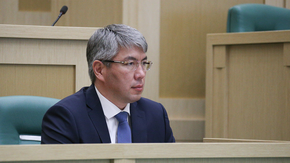 «Взяли жен и унесли в спальню»: глава Бурятии призвал заняться наполнением детсадов