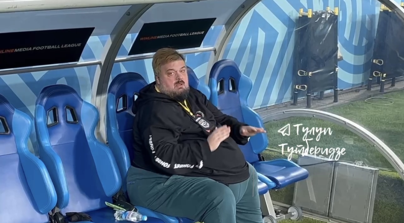 «Он же себя убивает»: в Сети появились пугающие кадры с располневшим Уткиным