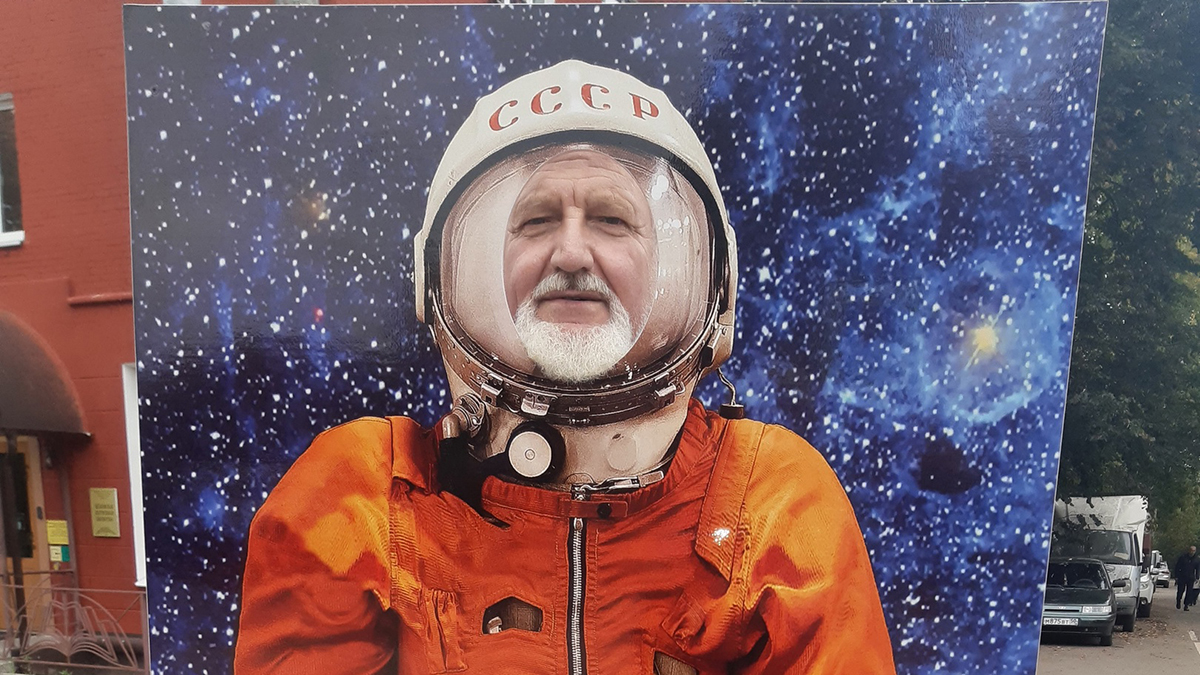 Общественники попросили подарить новый автомобиль остановившему вора пенсионеру