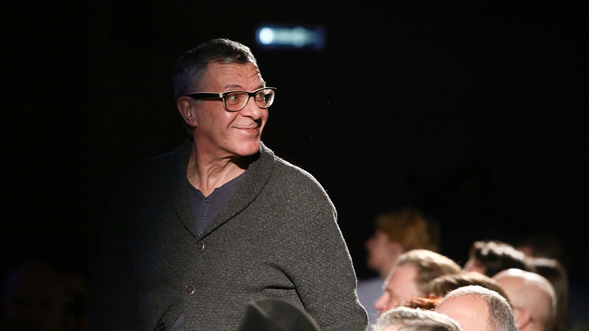 Шоумен Дворцов считает, что отец Урганта поможет ему вернуться на ТВ