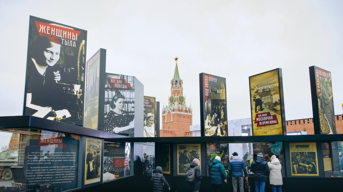 Собянин: На Красной площади 5–7 ноября будет работать музей под открытым небом