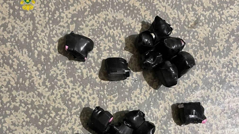 Мужчину с полкило наркотиков поймали в столичном метро