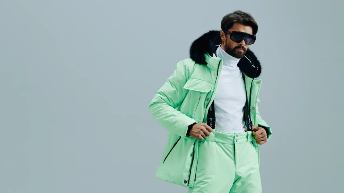 Владислав Овчинский: Московская компания нарастила выпуск зимних комбинезонов и костюмов на 70 процентов