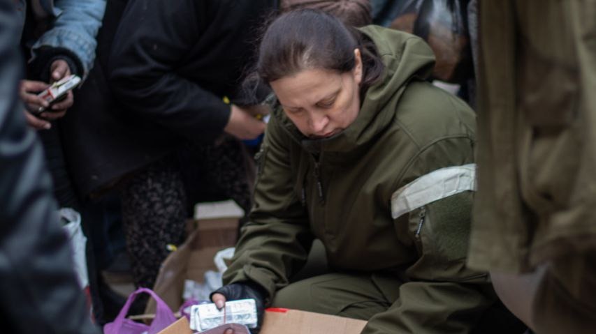 Президент благотворительного фонда «География сердца» Дарья Федько доставила медикаменты и другой гуманитарный груз в зону специальной военной операции 