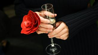 Пробку придумал Периньон: как сейчас производят шампанское