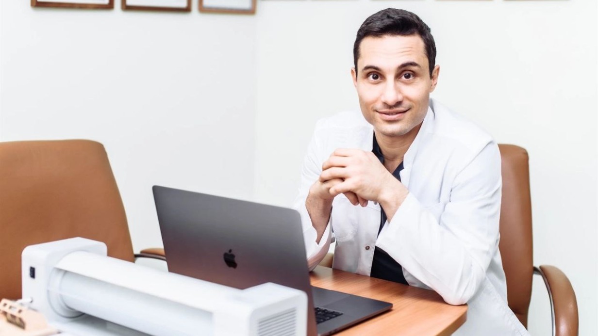 Онколог Маркарьян рассказал, как избежать проктологических проблем