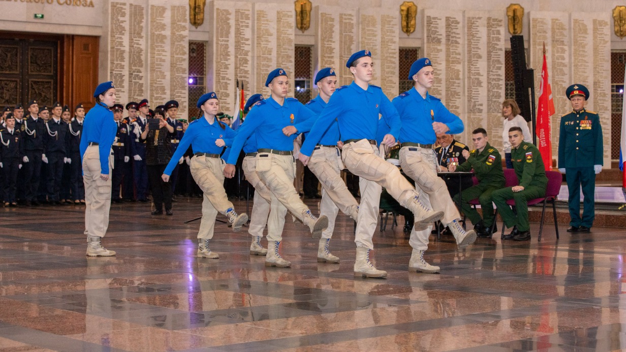 Более 600 школьников стали участниками конкурса «Сыны и дочери Отечества» в Музее Победы
