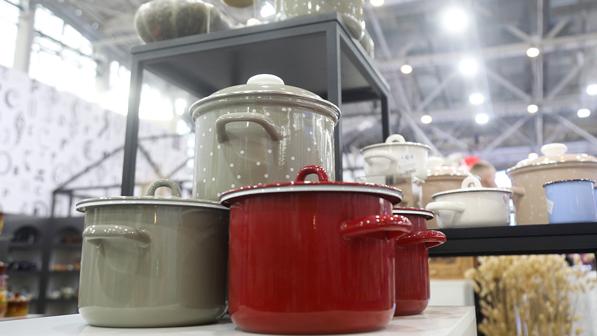 Подростки помочились в кастрюлю с супом в китайском кафе и получили огромный штраф