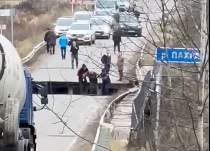 «Неприятные вмятины»: очевидец рассказал об обрушении моста в Подольске