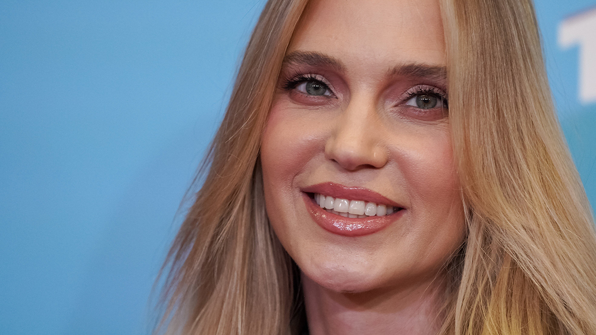 «Прописали лекарства»: Глюкоза впервые выступила после скандала в Красноярске