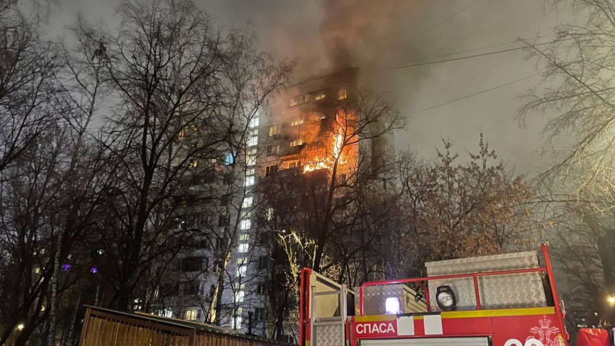 Пожар на северо-востоке Москвы локализовали на площади 50 квадратных метров