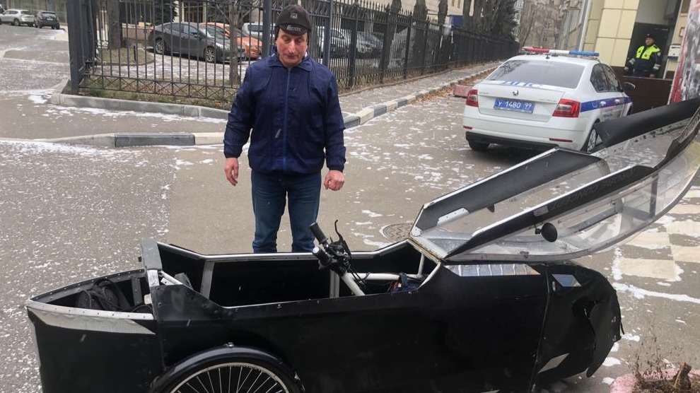 Госавтоинспекция привлекла к ответственности водителя «бэтмобиля»