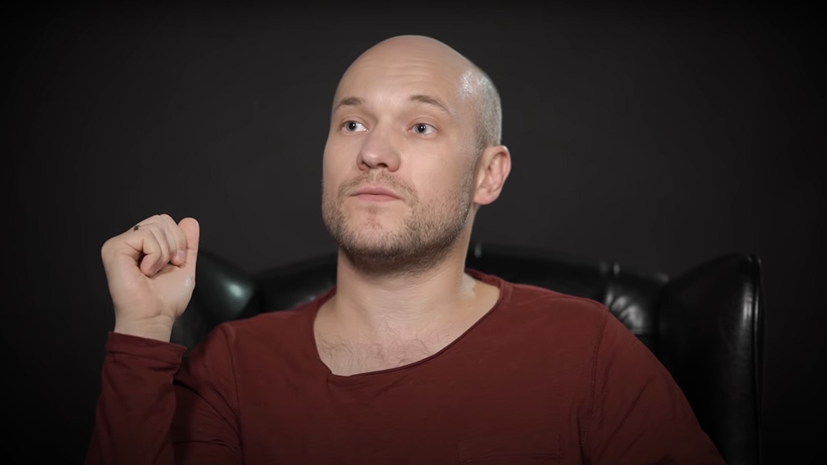 Актер Селиванов заступился за Григория Лепса после скандала с плевком на сцене