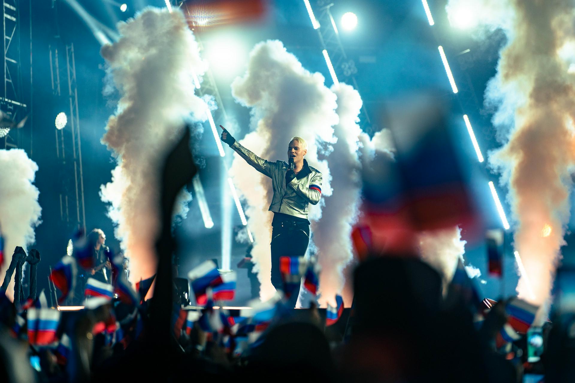 Специальным гостем «Легенд Ретро FM» станет SHAMAN