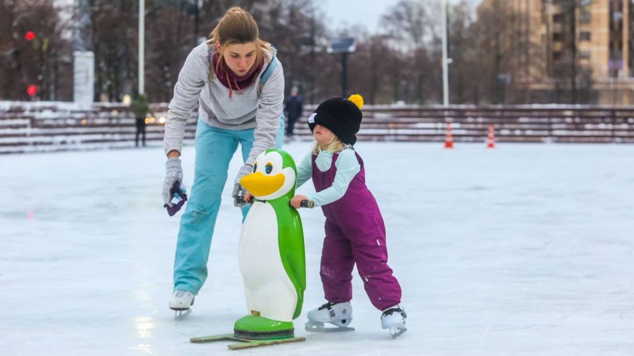Москвичам рассказали о самых необычных катках в городе