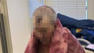 Провалившегося под лед рыбака спасли в столичном районе Строгино