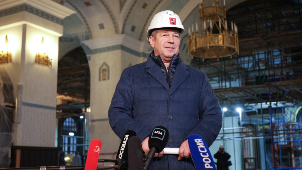 Председатель Комитета государственного строительного надзора города Москвы Игорь Войстратенко рассказывает о результатах итоговой проверки храма cвятителя Николая Чудотворца на Трех Горах. Скоро специалисты приступят к установке иконостаса и займутся живописным оформлением храма