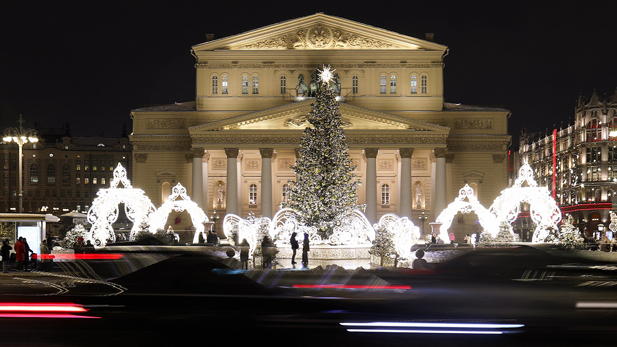 Эксперт Мкртчян назвал варианты бюджетных поездок на Новый год