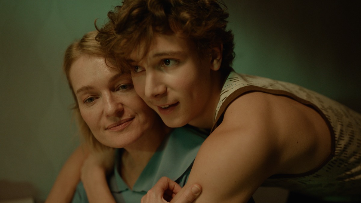 Викторию Толстоганову представили в неожиданной роли на фестивале «Зимний»