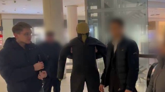 СК настаивает на аресте двух участников поножовщины в ТЦ на северо-западе Москвы